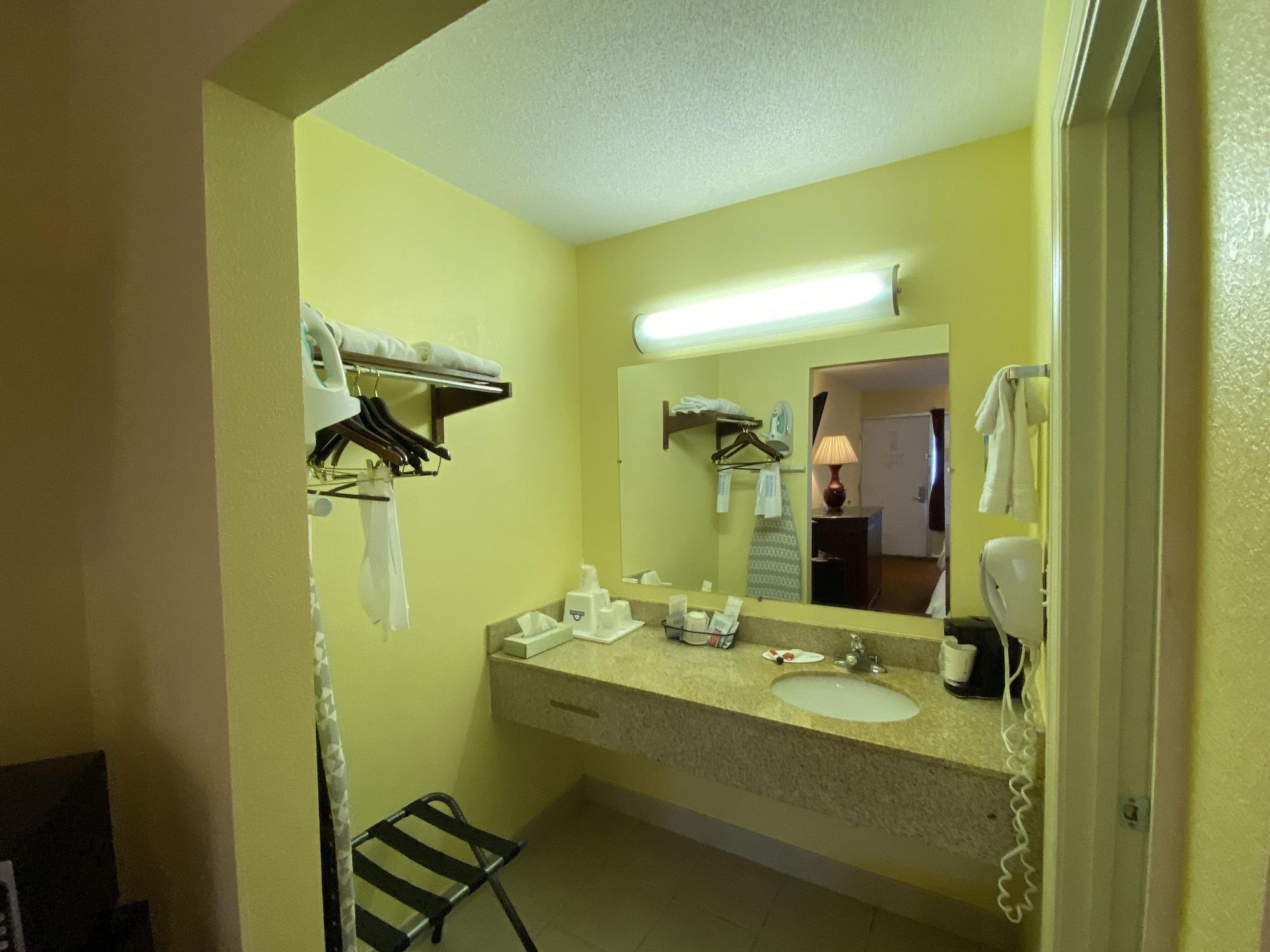 Rodeway Inn Owensboro Ngoại thất bức ảnh
