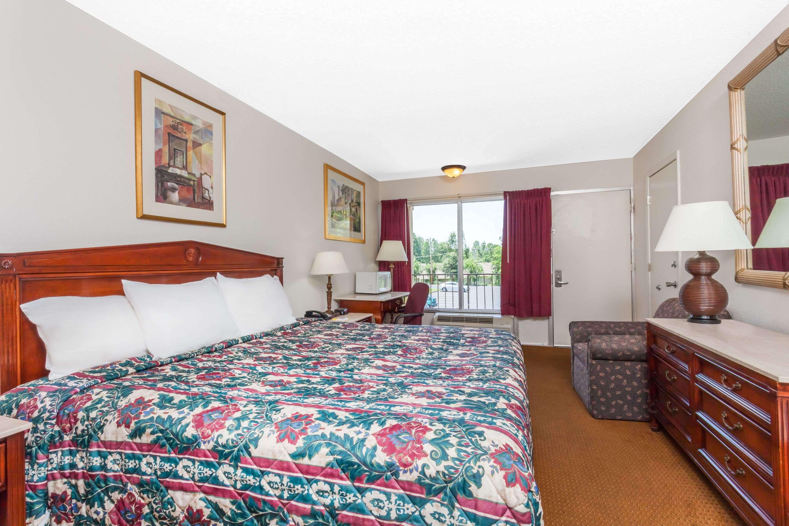 Rodeway Inn Owensboro Ngoại thất bức ảnh