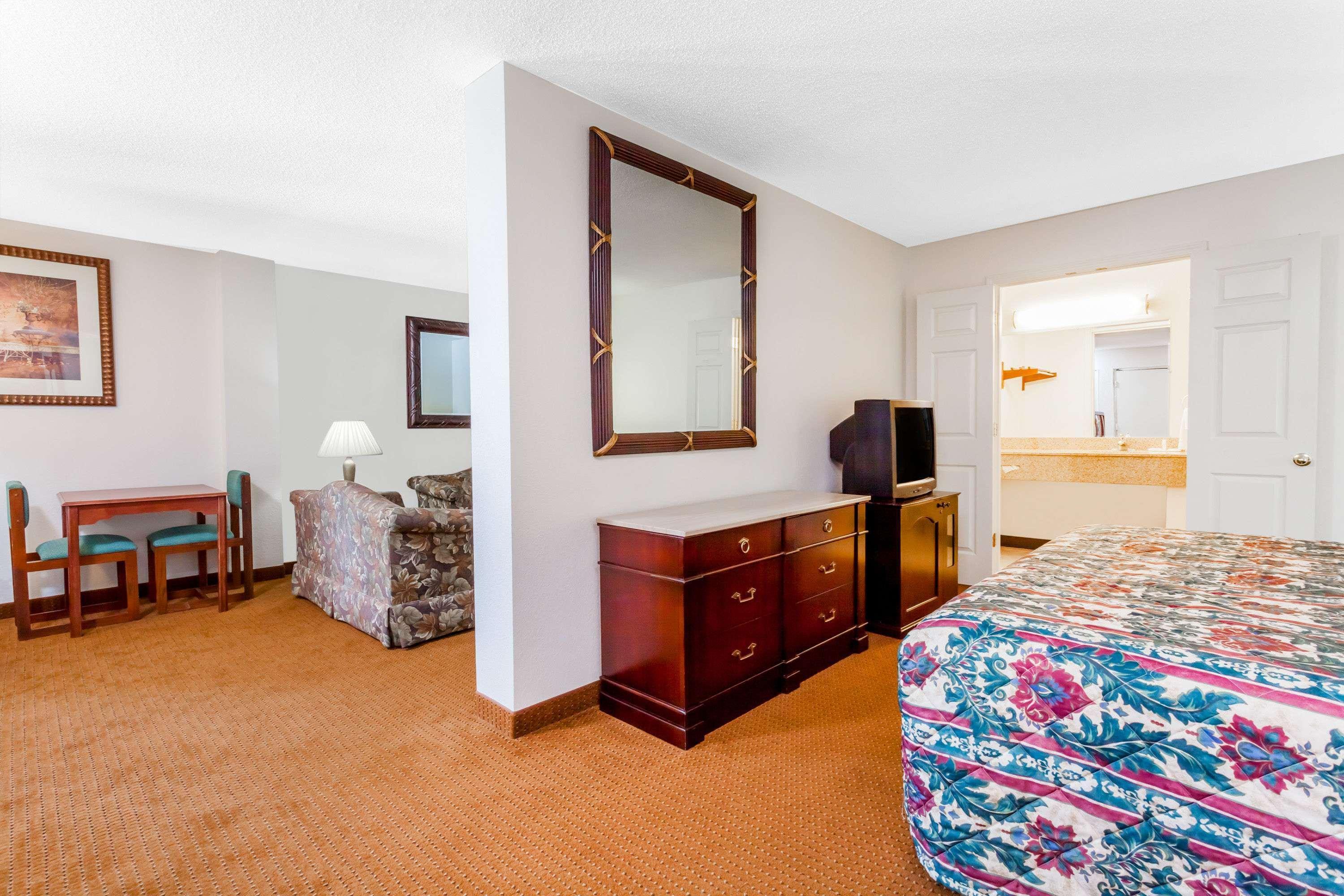Rodeway Inn Owensboro Ngoại thất bức ảnh