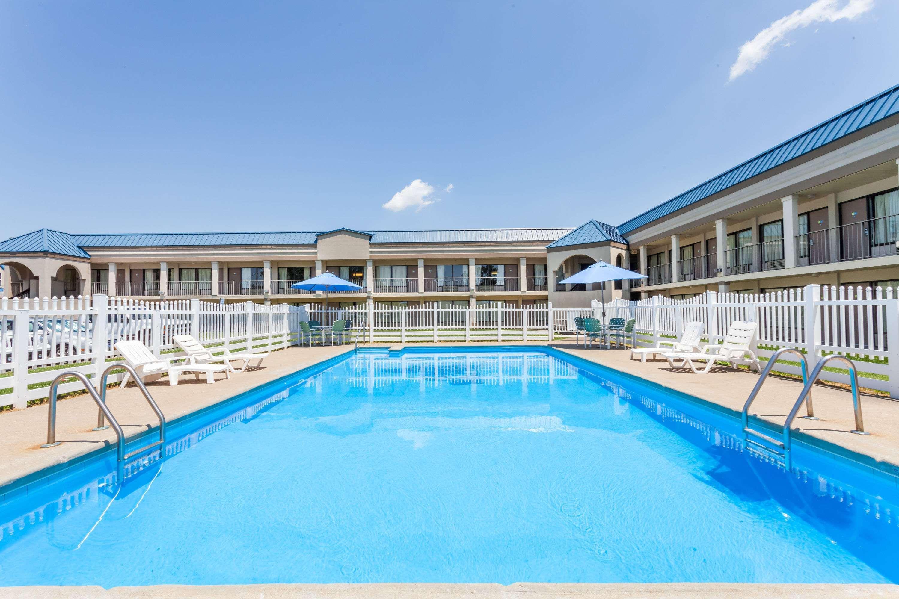 Rodeway Inn Owensboro Ngoại thất bức ảnh