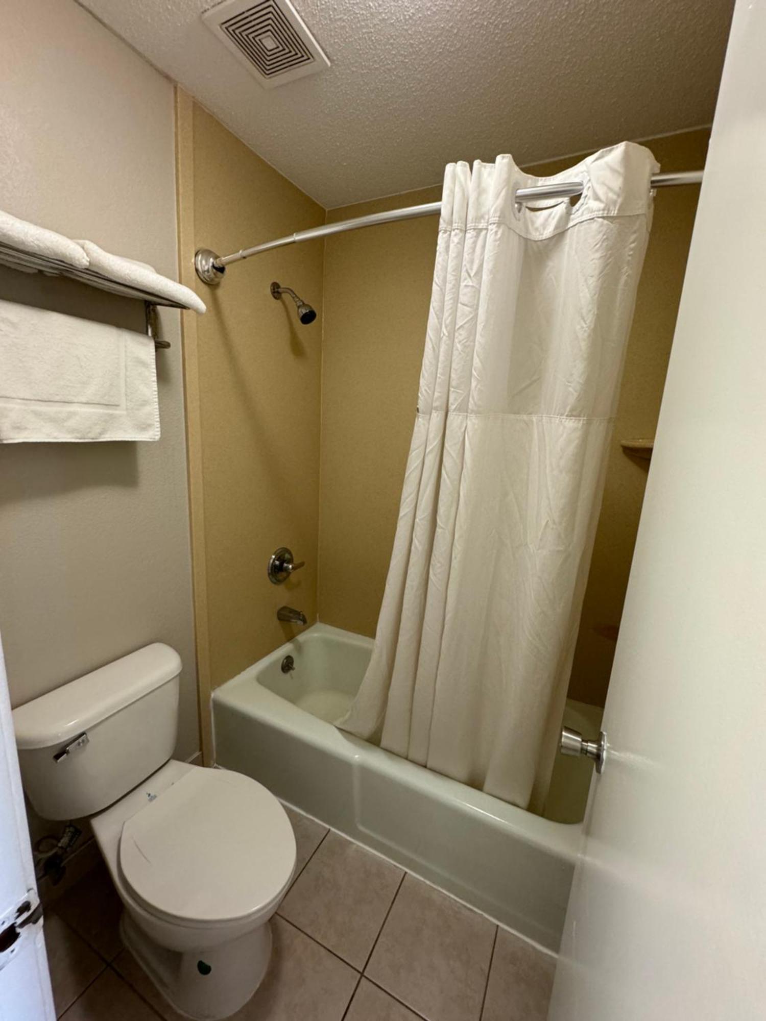 Rodeway Inn Owensboro Ngoại thất bức ảnh